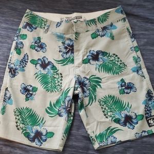 2/20$ 💕NWOT Van's swim trunks